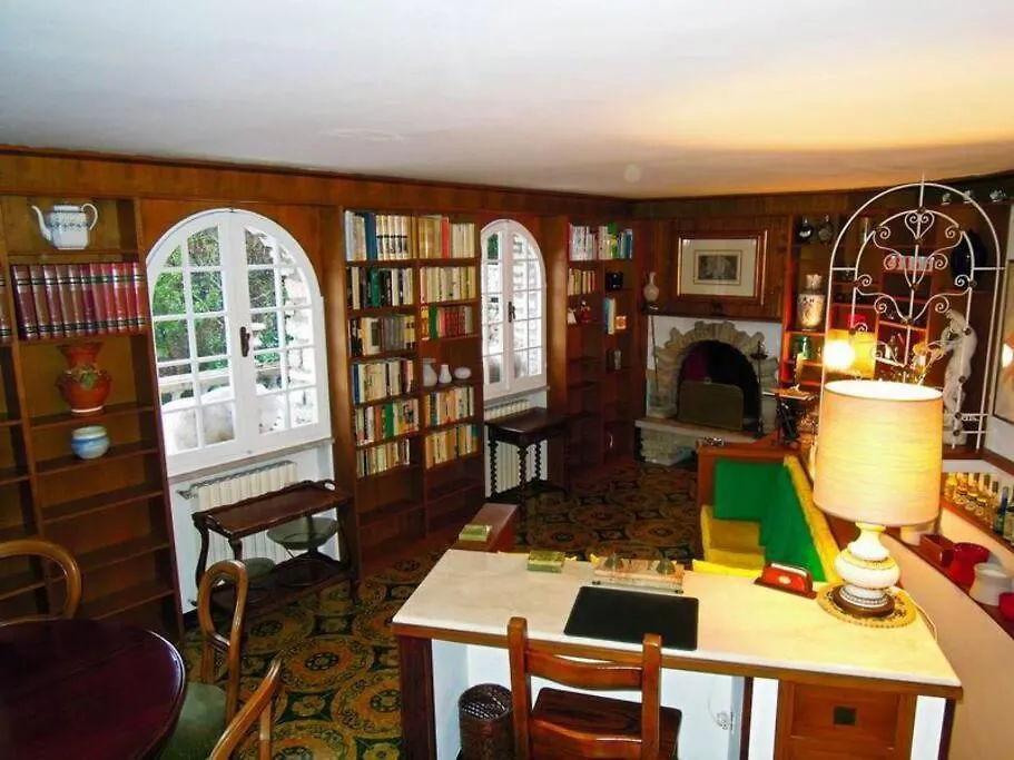 Villa Pinetina Gargnano 0*,
