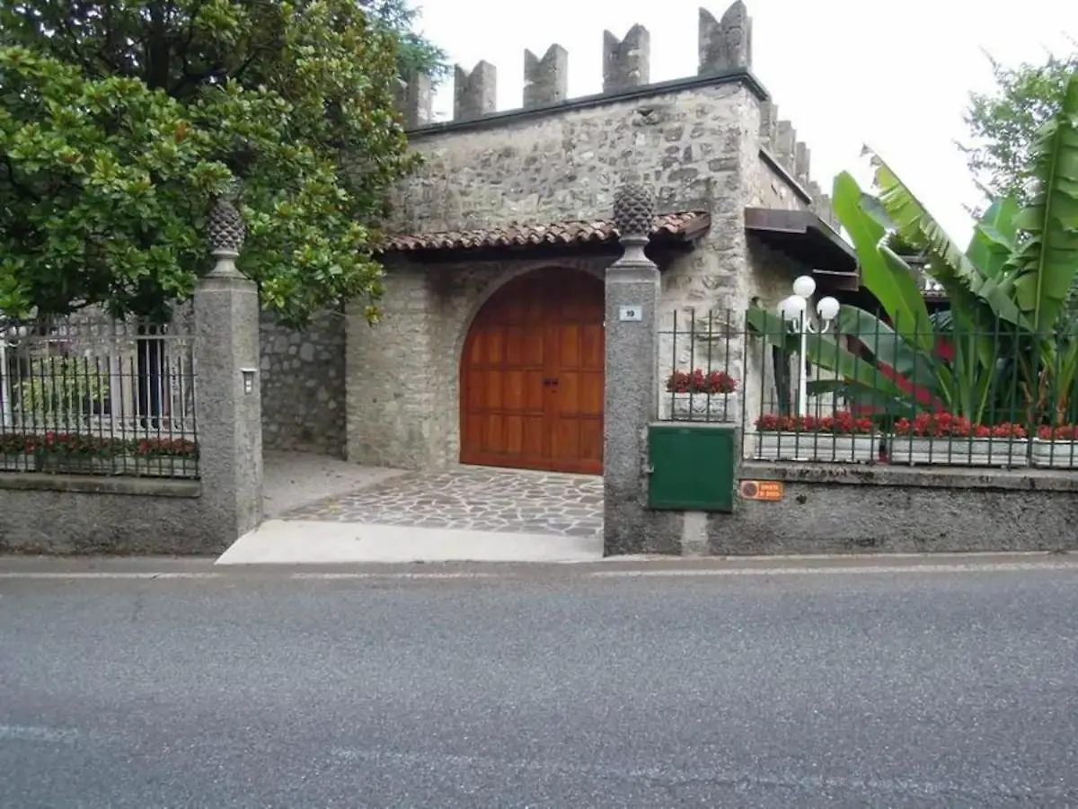 Villa Pinetina Gargnano Apartment