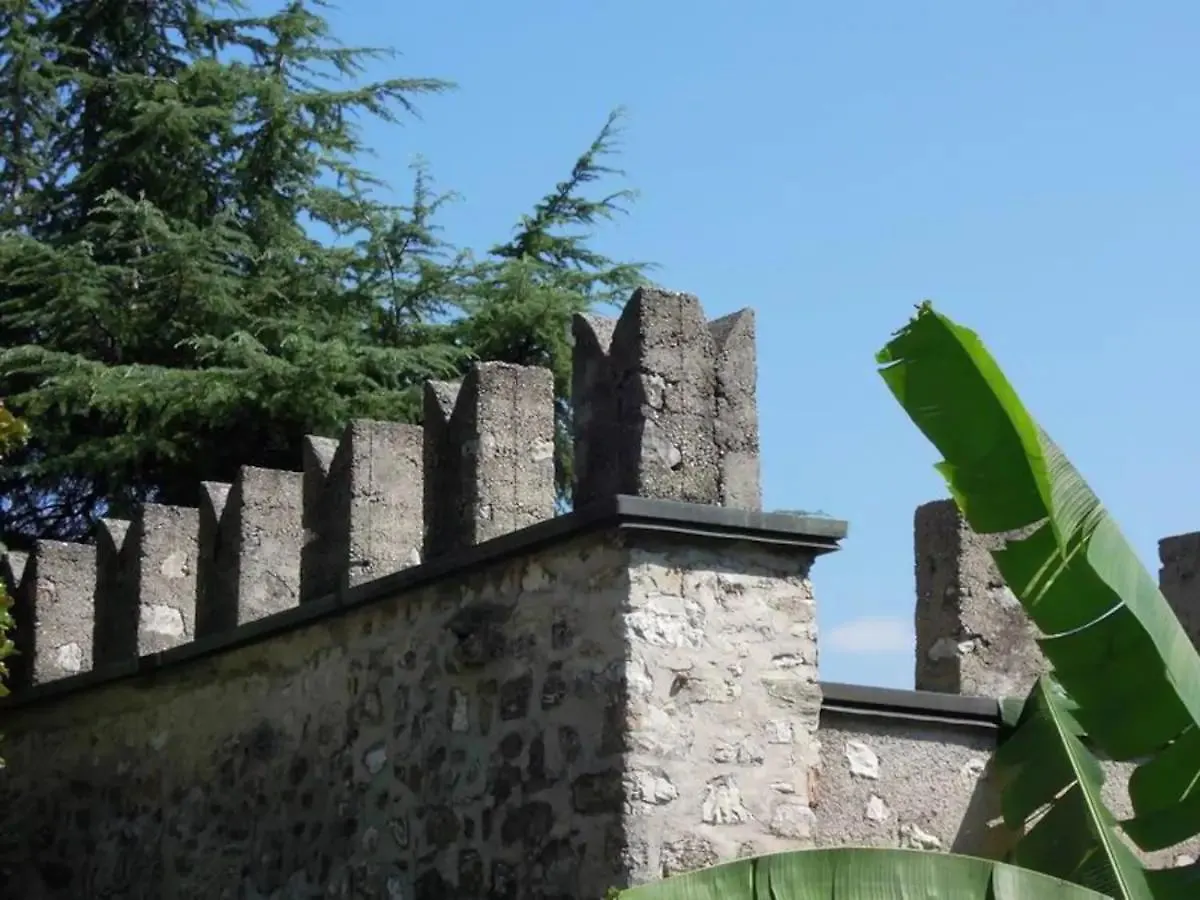 Villa Pinetina Gargnano Apartment